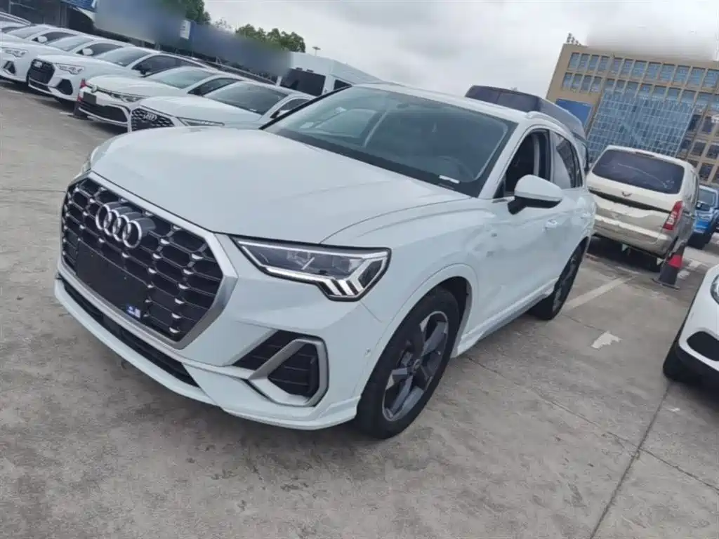 Audi Q3 2022 35 TFSI Fashion Dynamic