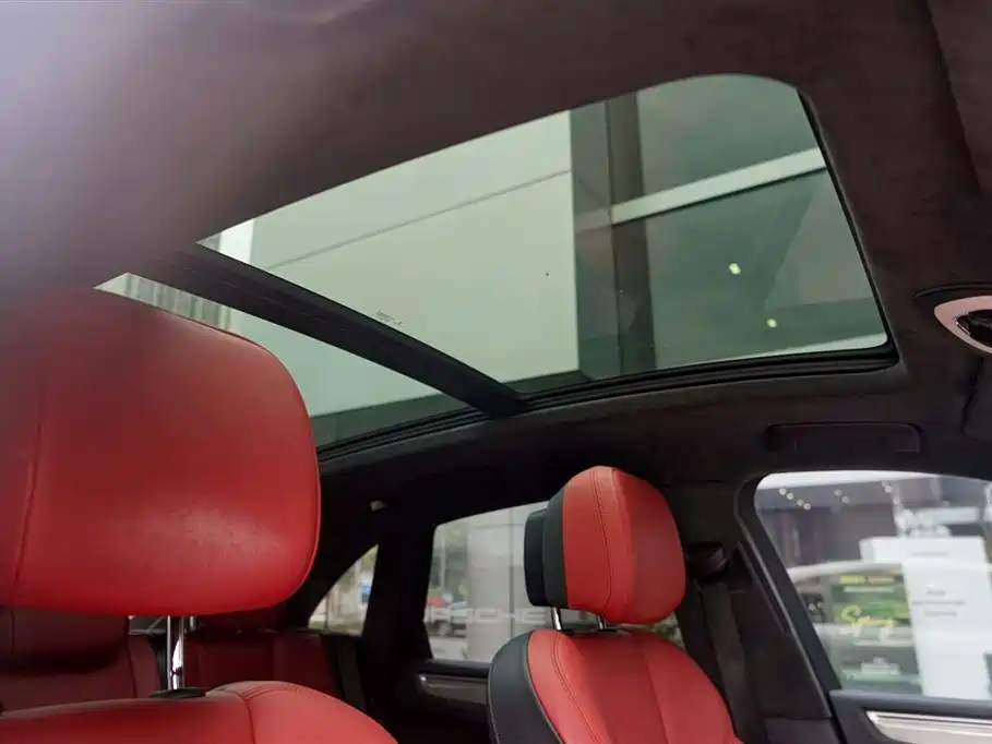Porsche Macan 2020 Macan Turbo 2.9T фото 14