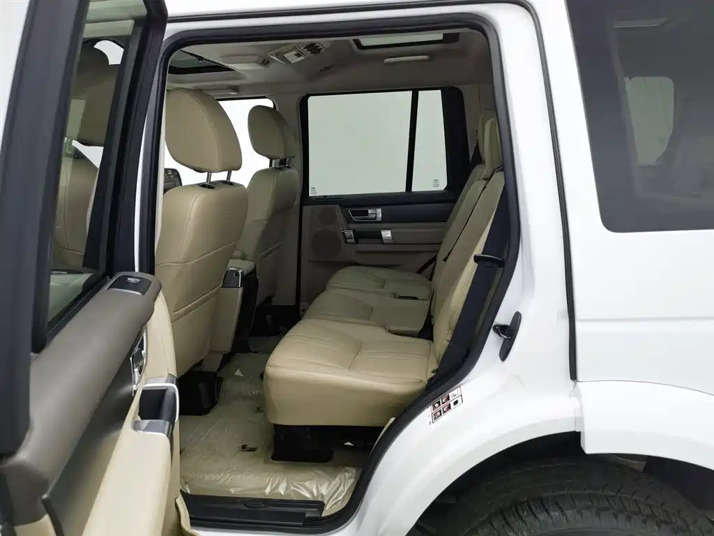 Land Rover Discovery 2013 3.0 SDV6 HSE Diesel фото 15