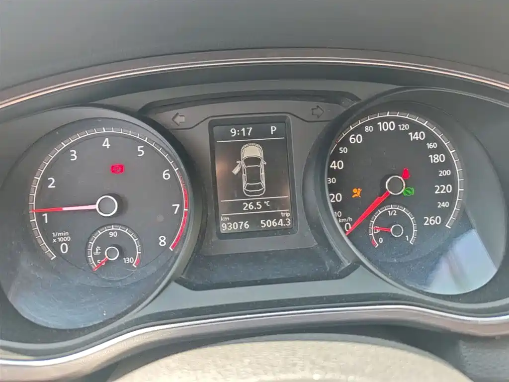 Volkswagen Passat 2017 330TSI DSG Prestige фото 12