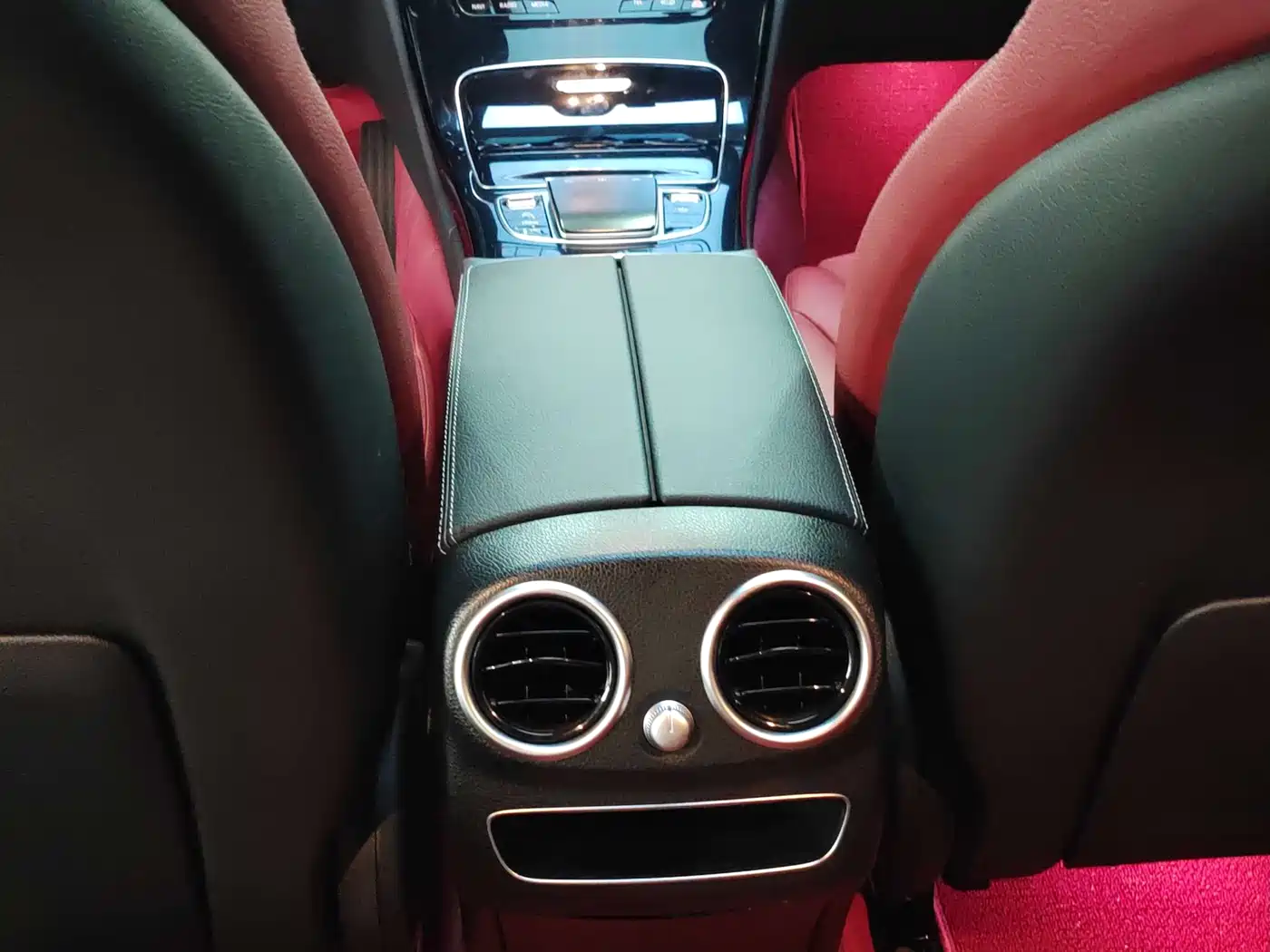 Mercedes-Benz C-Class 2021 C 260 Starry Exclusive Edition фото 12