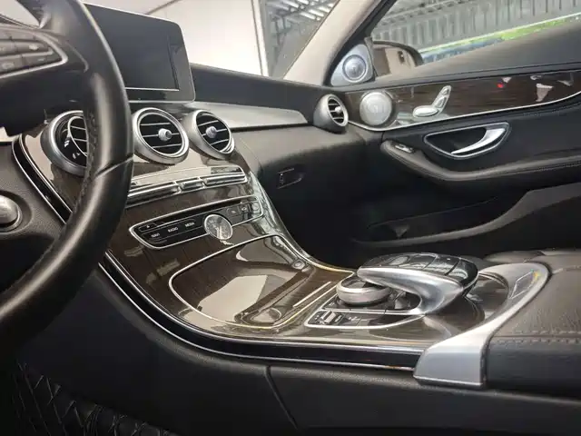 Mercedes-Benz C-Class 2015 C 180 L Sport — фото 4