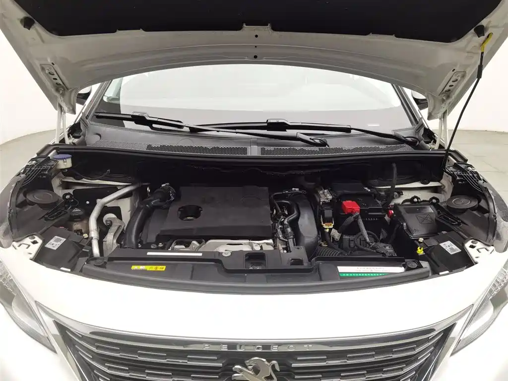 Peugeot 5008 2017 380THP 7-seat Elite Edition фото 6
