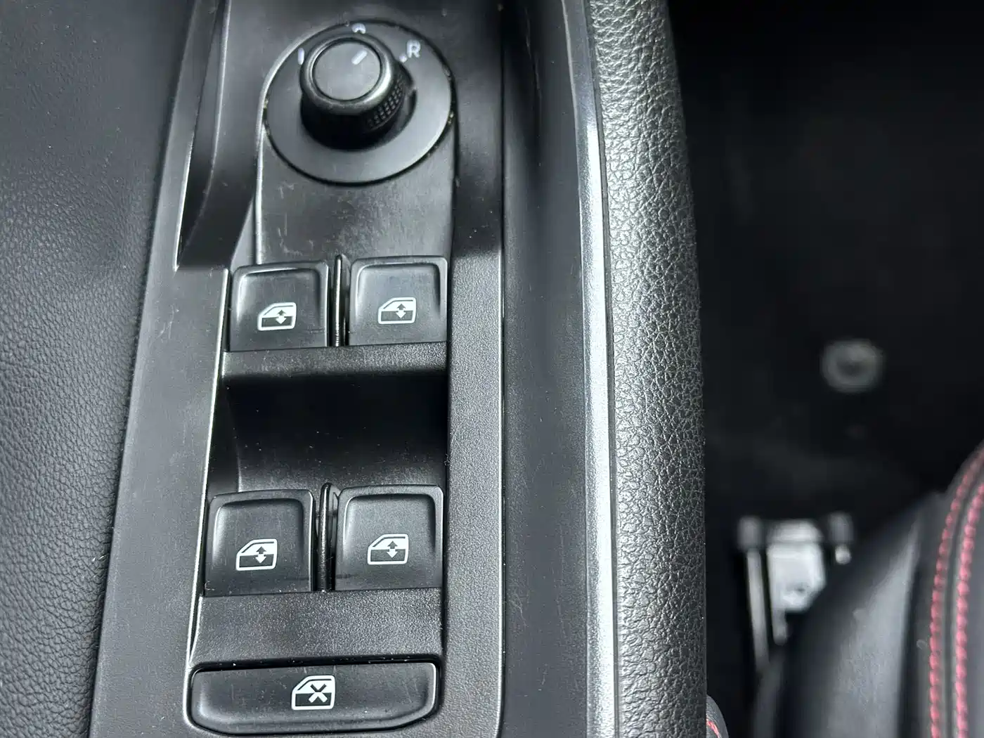 Škoda Kamiq 2022 GT 1.5L Automatic Ultimate Edition фото 12