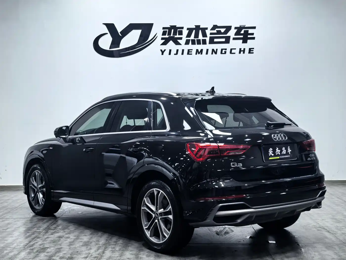Audi Q3 2021 40 TFSI Fashion Sport фото 7