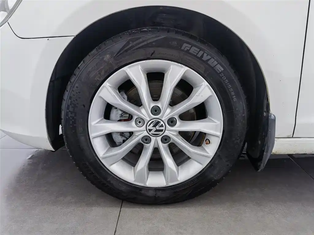 Volkswagen Golf 2012 1.4TSI Automatic Comfort фото 17