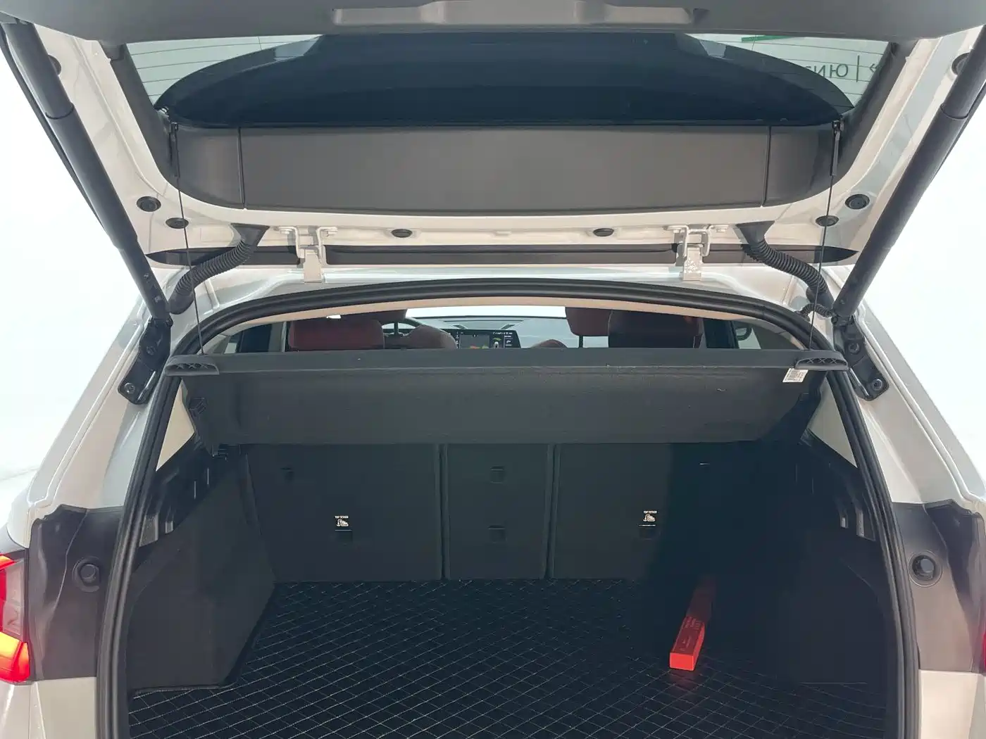 BMW X1 2023 sDrive20Li X Design Package фото 20