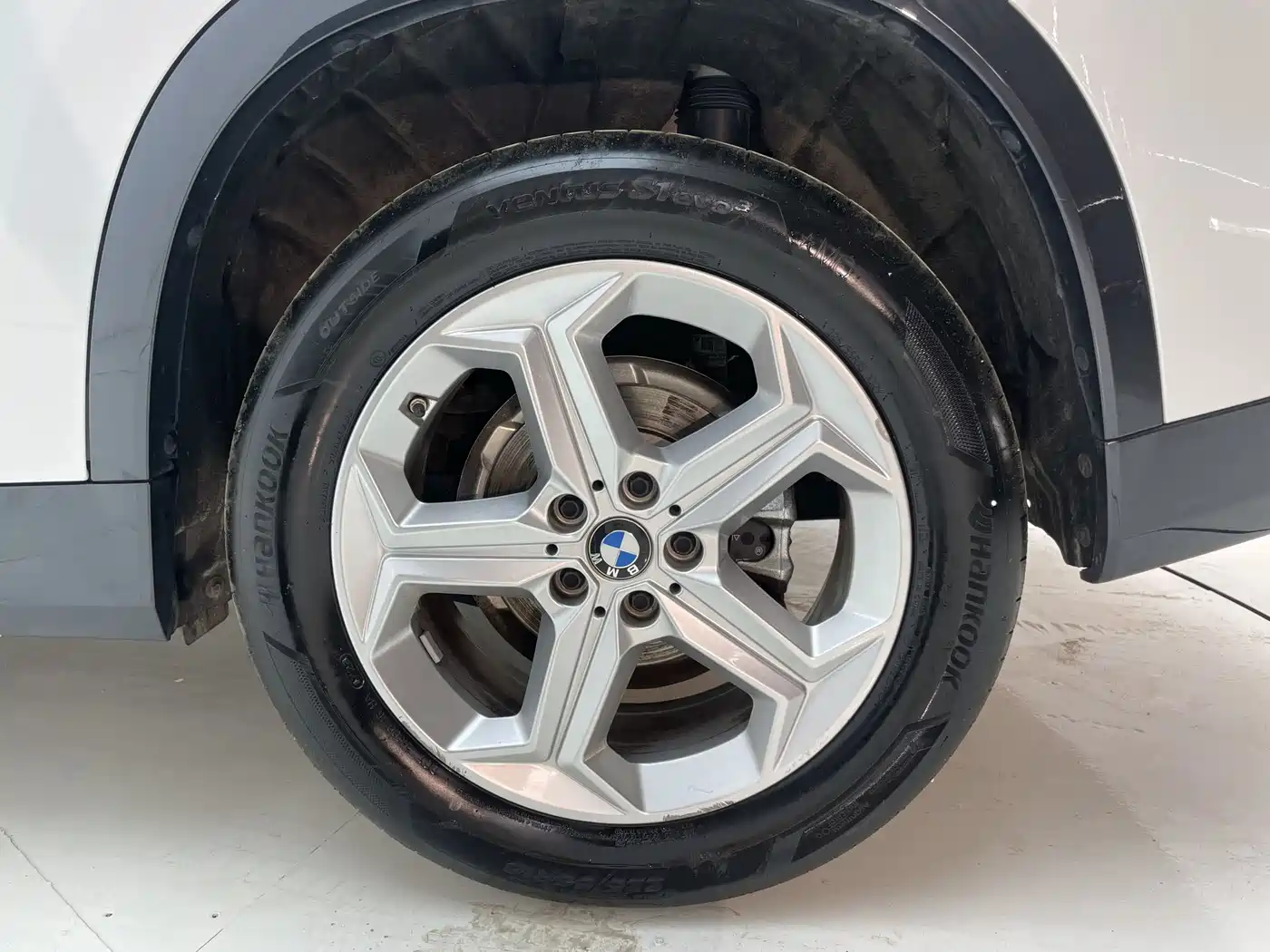 BMW X1 2023 sDrive20Li X Design Package фото 25