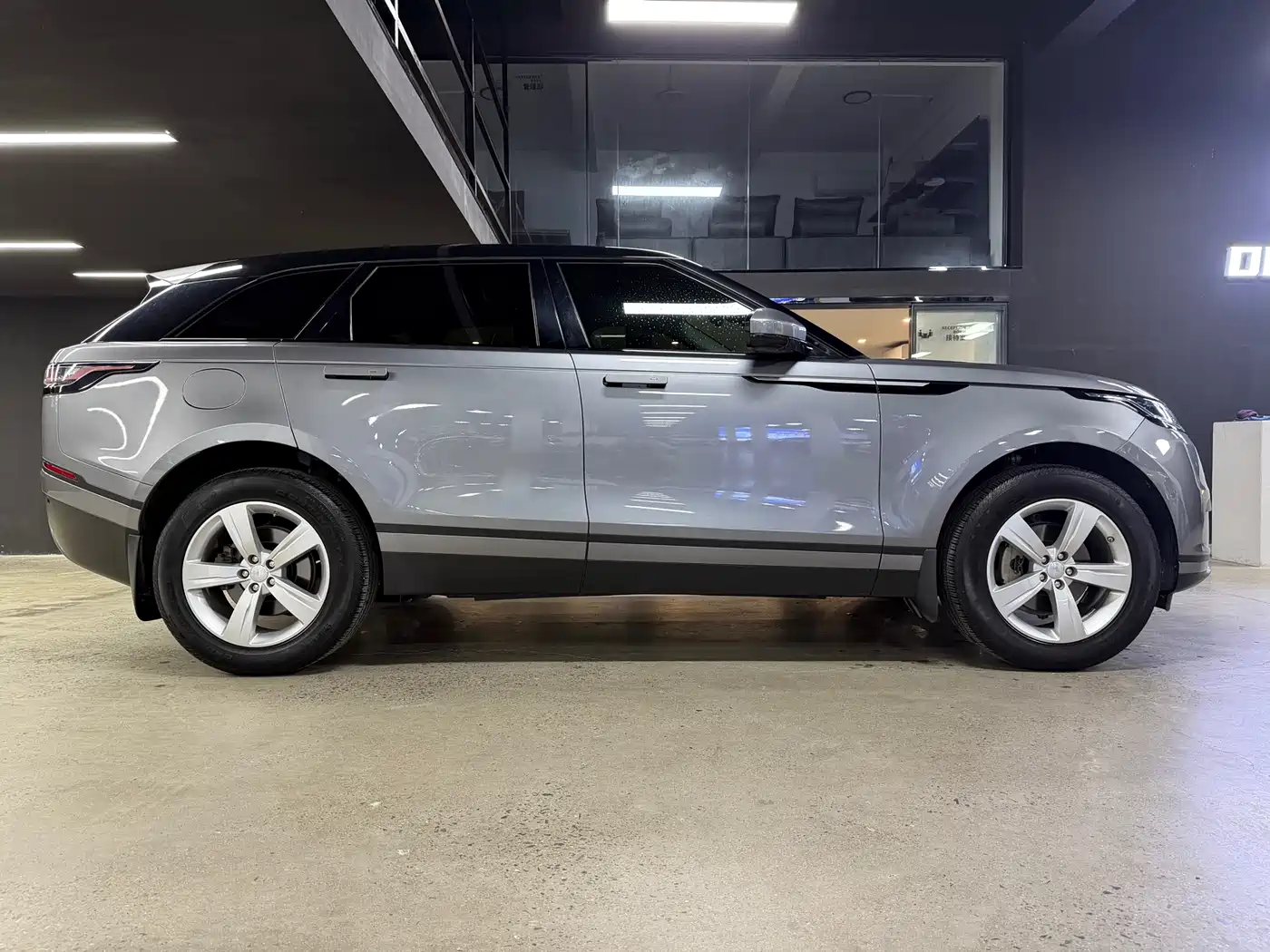 Land Rover Range Rover Velar 2021 P250 фото 10