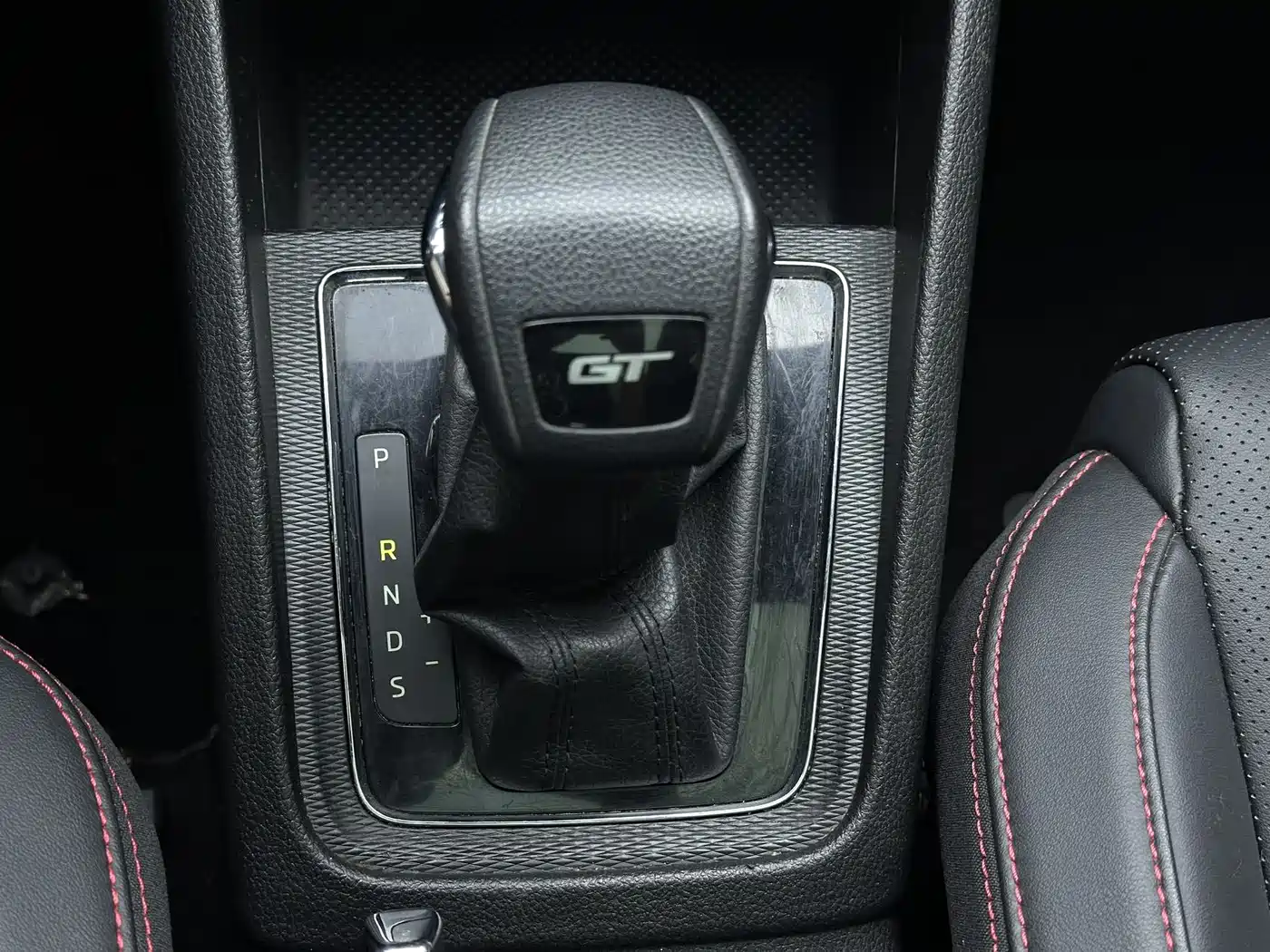 Škoda Kamiq 2022 GT 1.5L Automatic Ultimate Edition фото 17