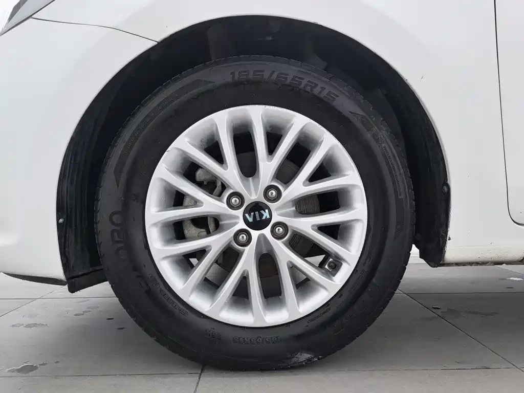 Kia K2 2017 2017 Sedan 1.4L MT GLS