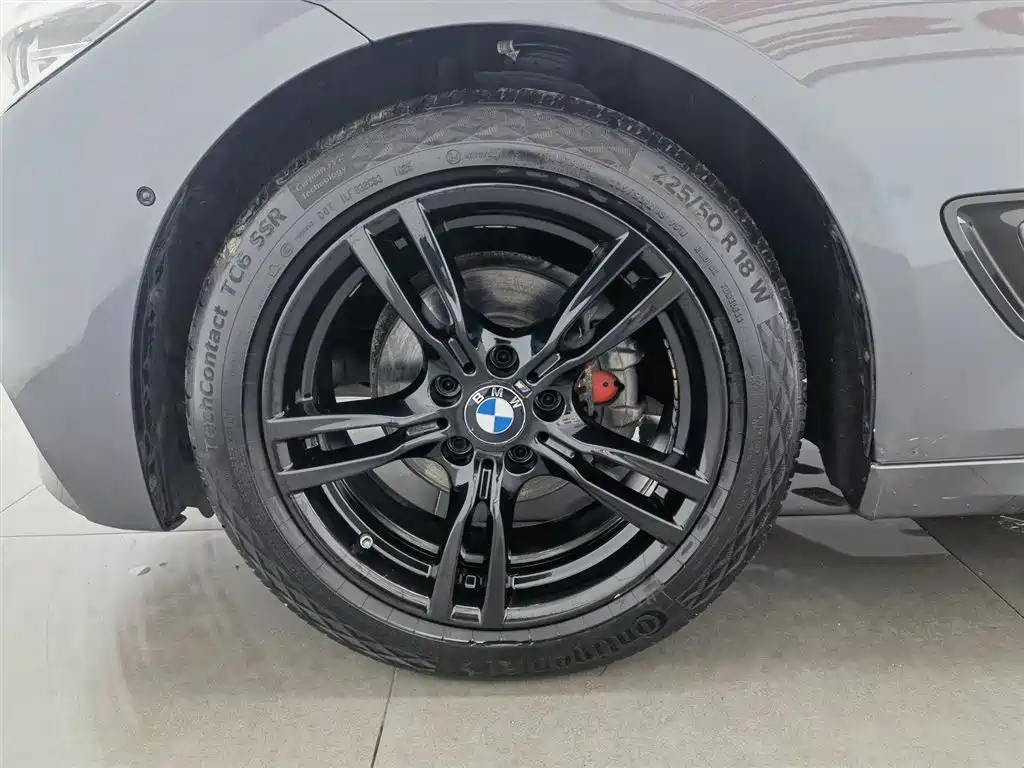 BMW 3 Series GT 2020 320i M Sport Black Night Edition фото 17