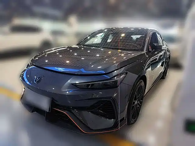 Changan UNI-V 2.0T, Драйв, 3-е поколение