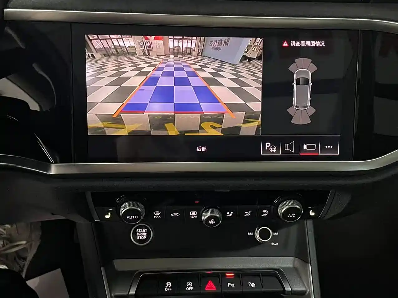 Audi Q3, миниатюра 17
