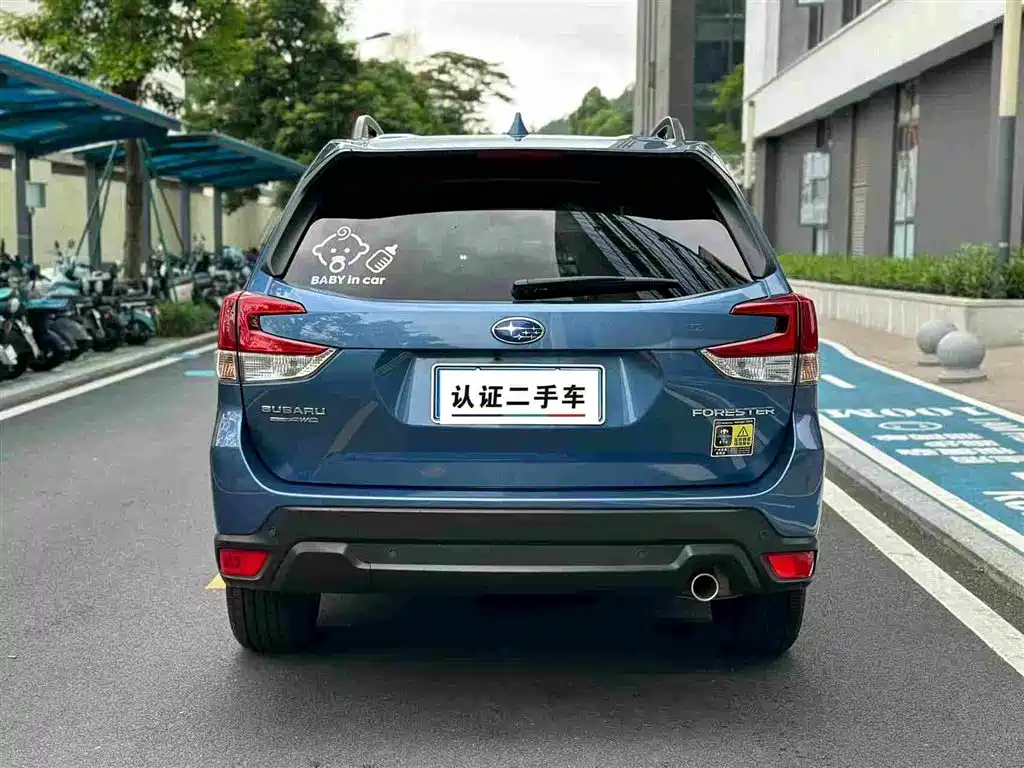 Subaru Forester 2021 2.0i Luxury Edition фото 4