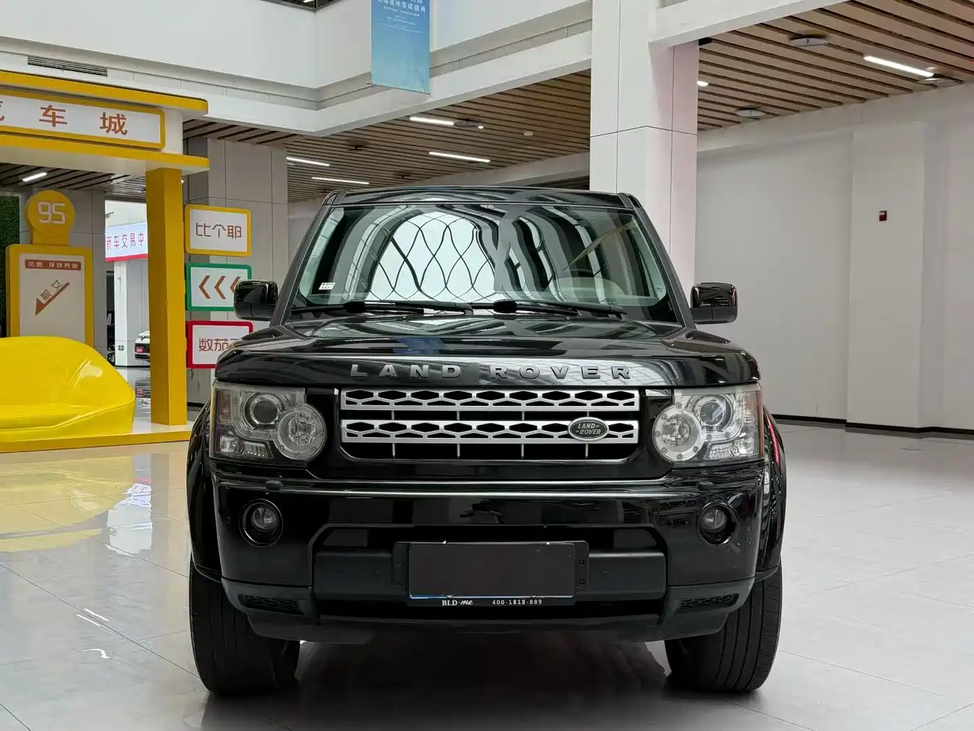 Land Rover Discovery 2012 5.0 V8 HSE фото 2