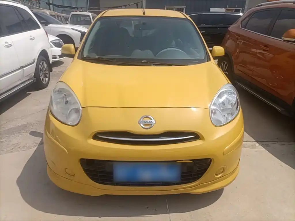 Nissan March 2015 2010 1.5L Automatic Easy Shine Edition