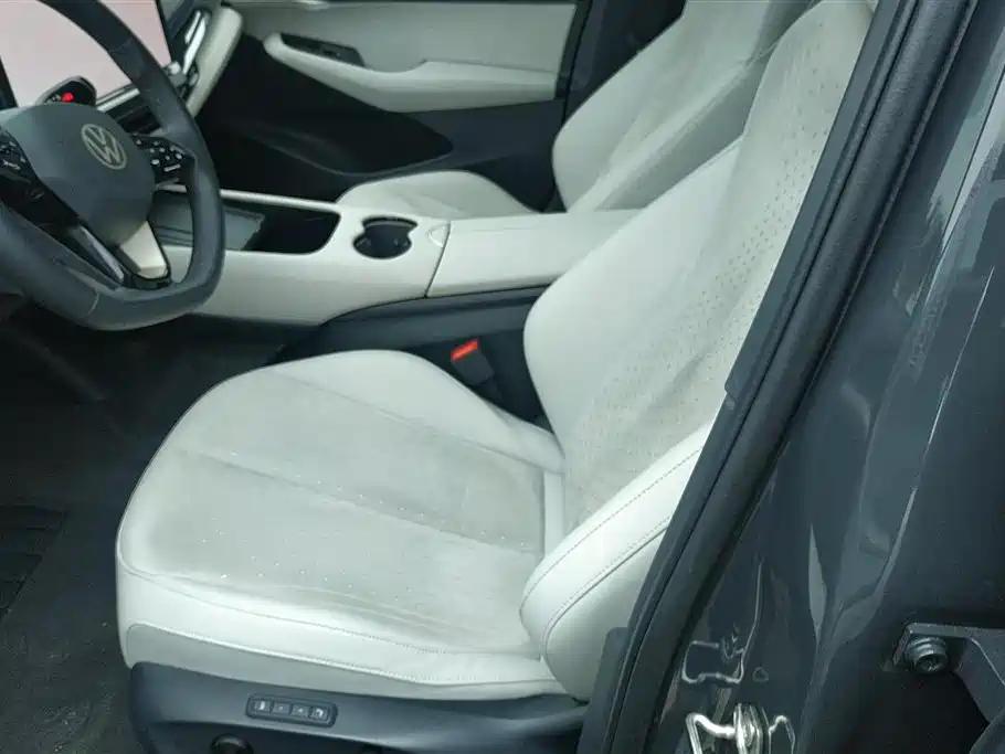 Volkswagen Unique 06 2024 Facelift Ultra Long Range фото 9