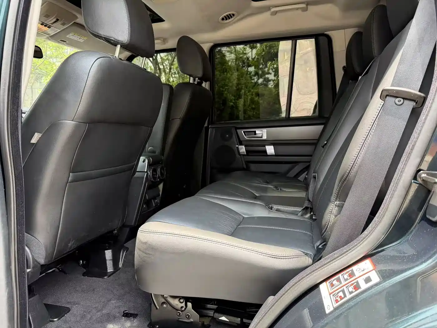 Land Rover Discovery 2013 3.0 SDV6 Black Premium Limited Edition фото 6