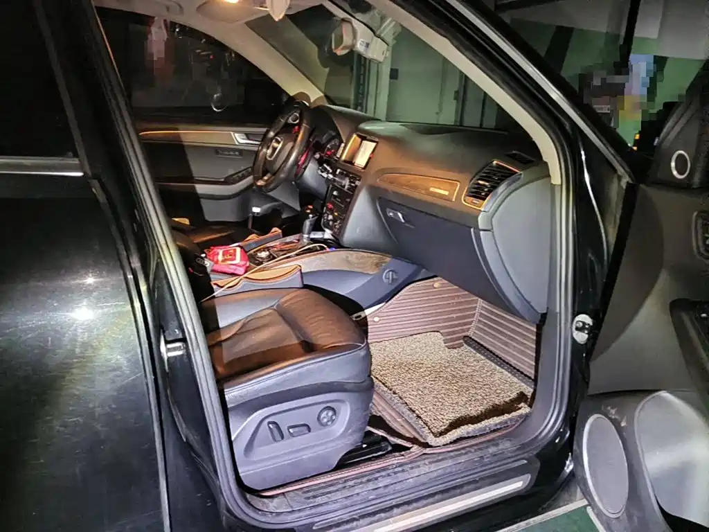 Фото 10 - Audi Q5