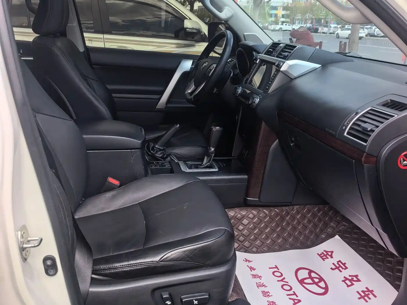 Toyota Prado 2016 3.5L Auto TX-L фото 3