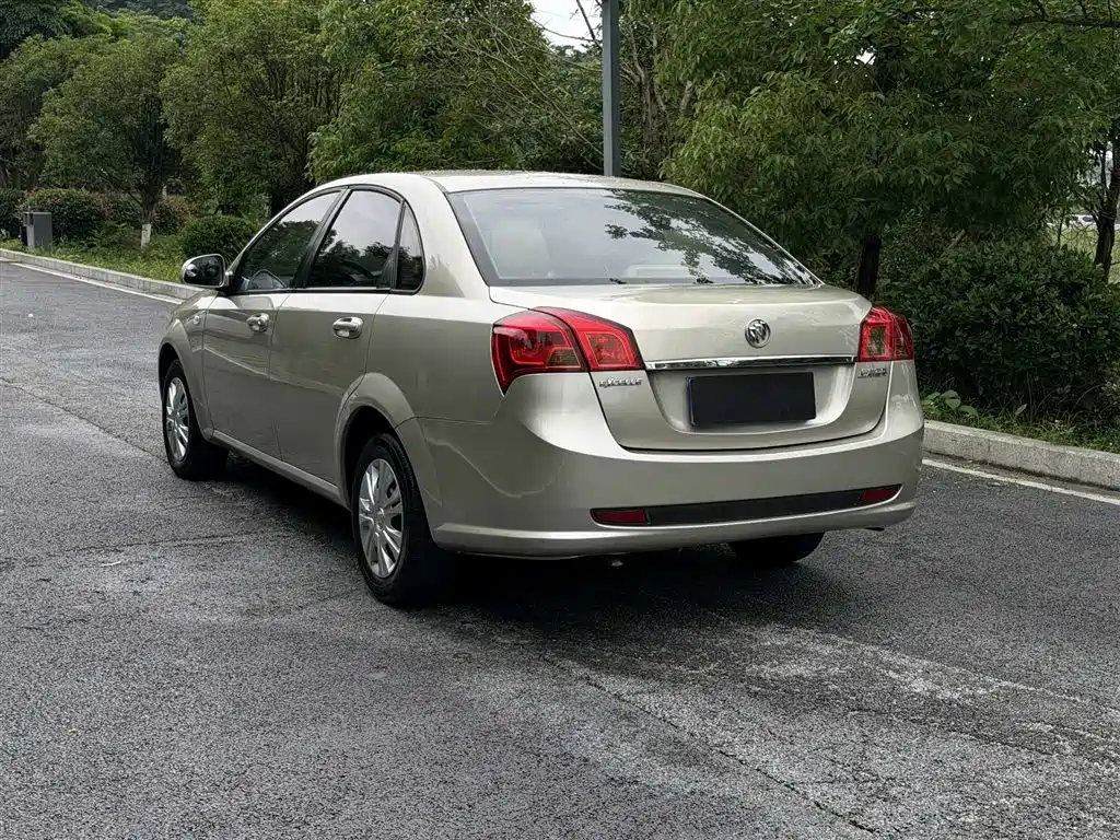 Buick Excelle 2015 1.5L Automatic Classic фото 9