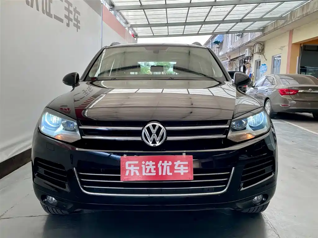 Volkswagen Touareg 2011 3.0TSI Standard фото 2