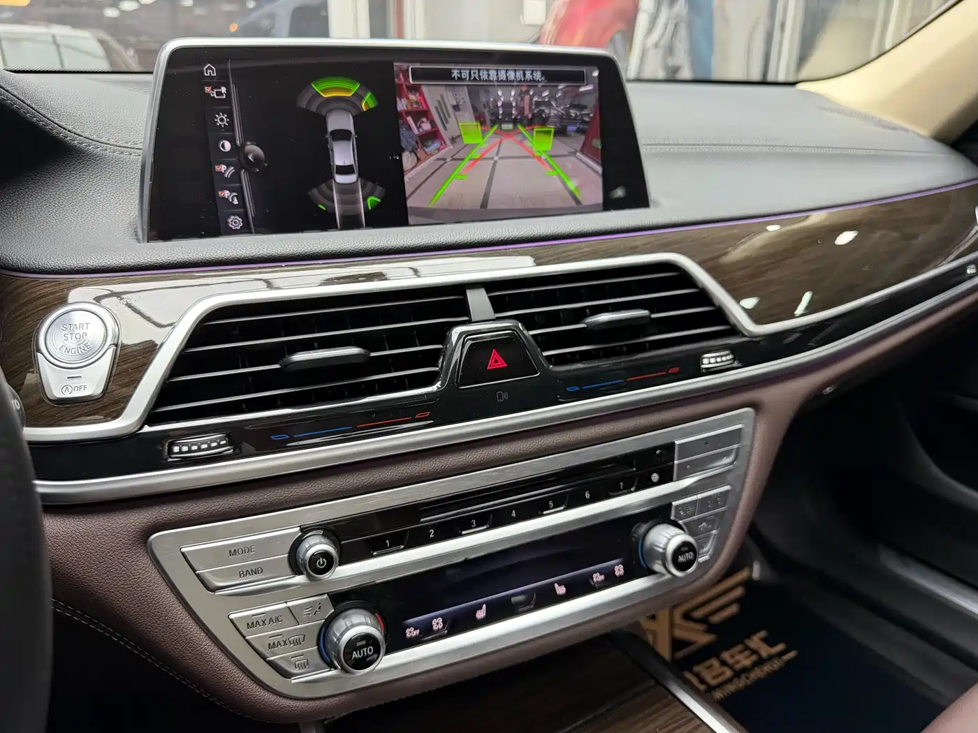 BMW 7 Series 2016 730Li Leading фото 46