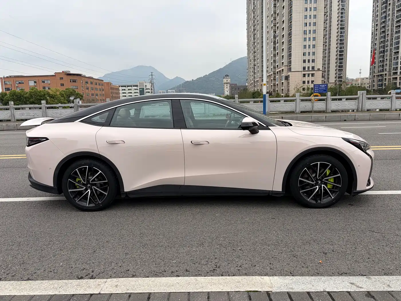 ARCFOX EXTREME FOX POLAR FOX ALPHA S5