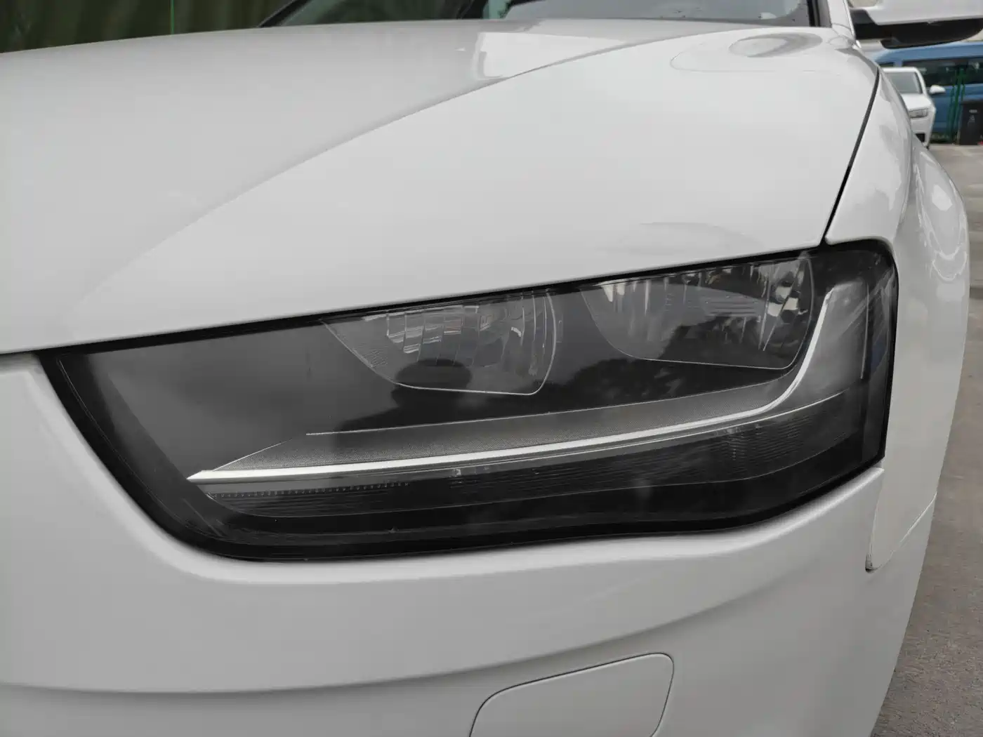 Audi A4L 2013 30 TFSI Automatic Comfort фото 4