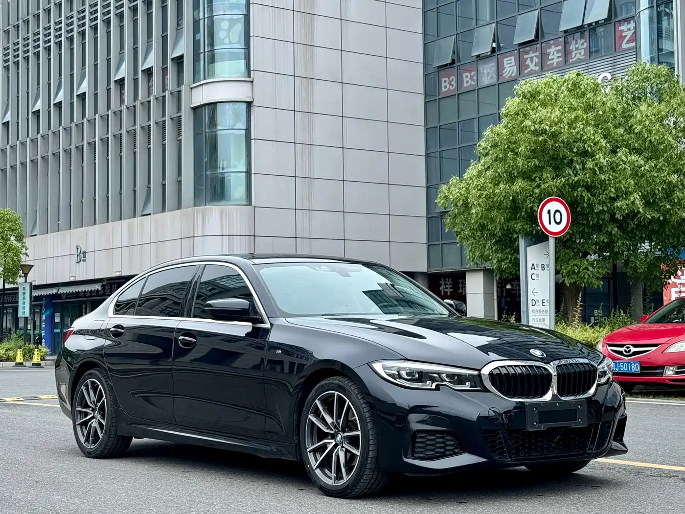 BMW 3 Series 2021 320Li M Sport Package фото 3