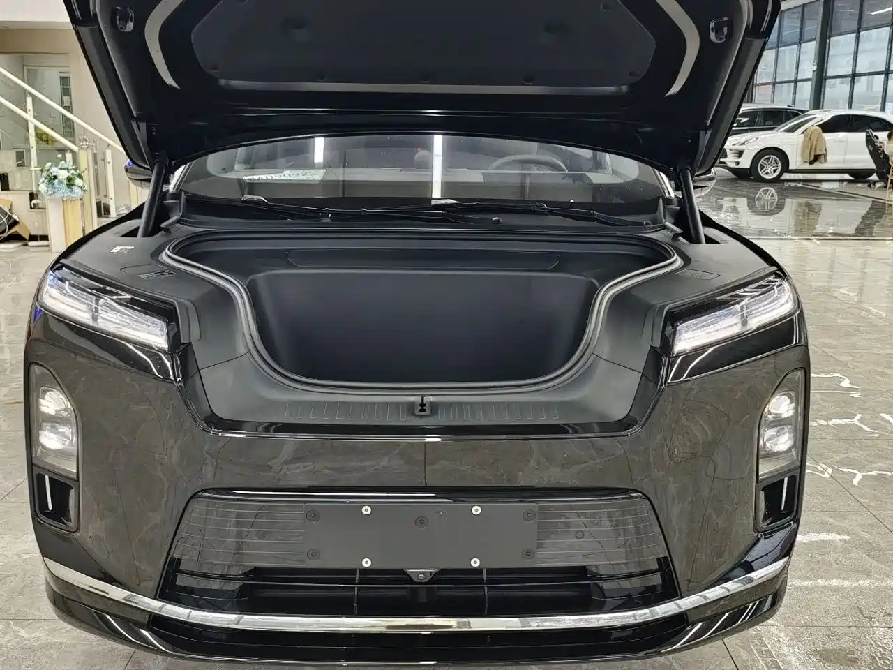 NIO ES8 2025 Base Model 7-Seater фото 23