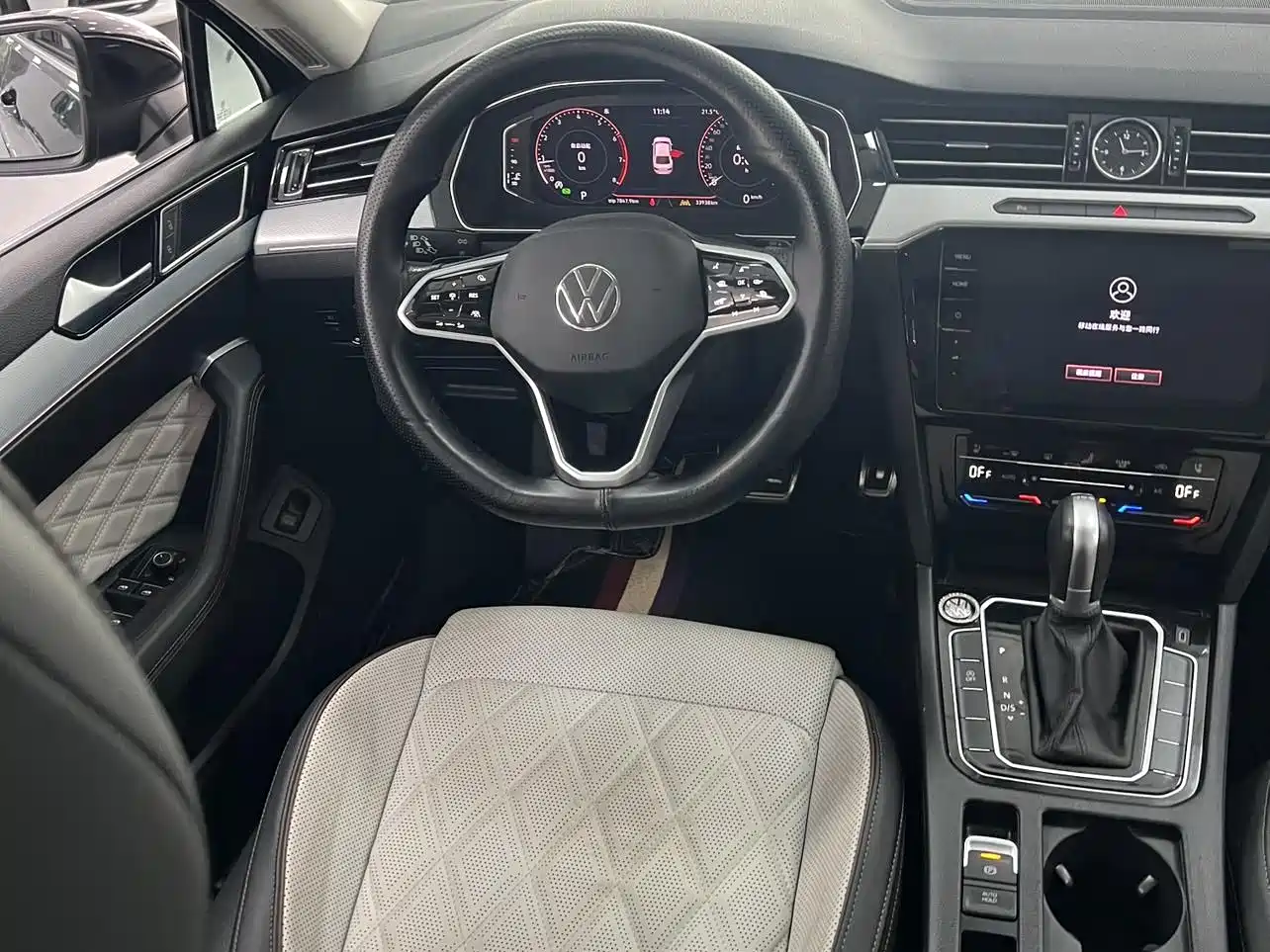 Volkswagen Magotan 2023 2 Million Units Anniversary Edition 330TSI DSG Leading Type фото 9
