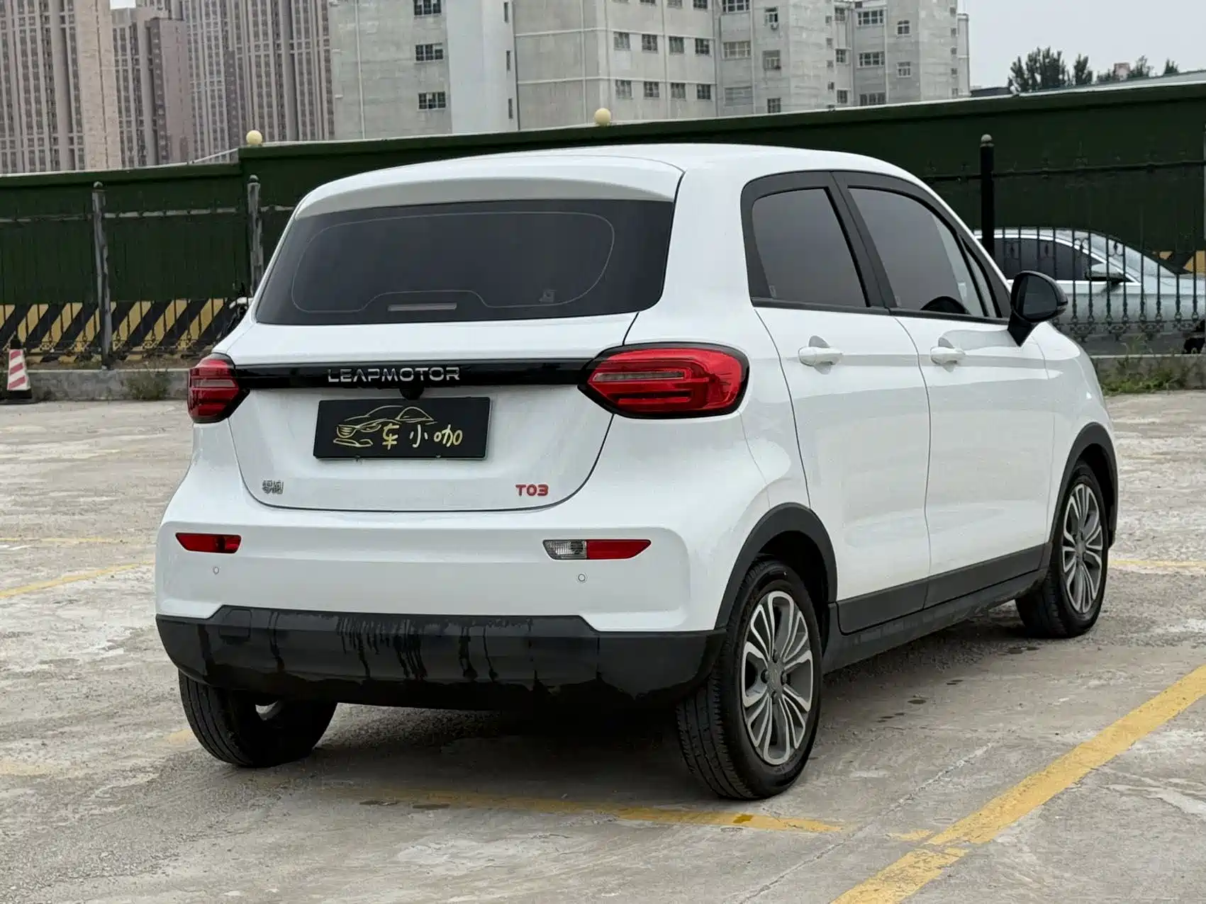 Photo 4 - Leapmotor T03