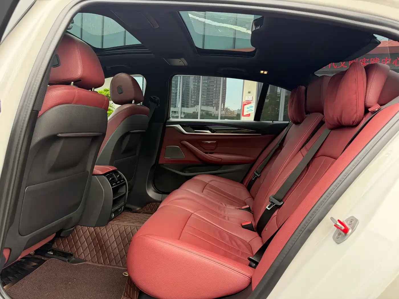 BMW 5 Series 2020 530Li Leading M Sport Package фото 5