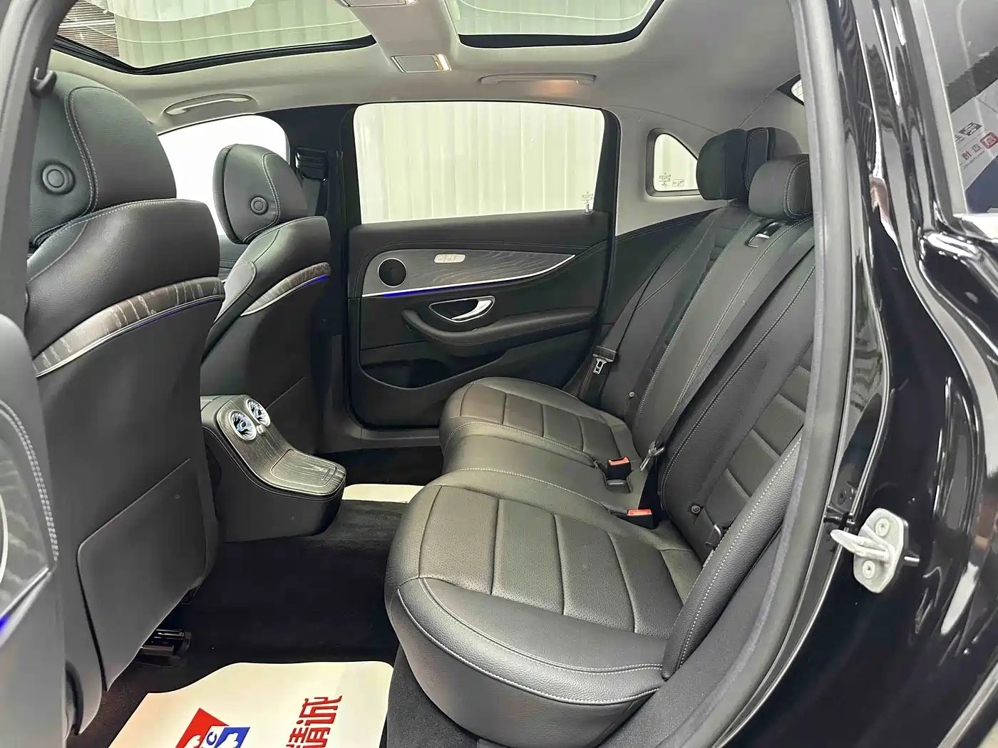 Mercedes-Benz E-Class 2022 E 300 L Sport Fashion фото 10
