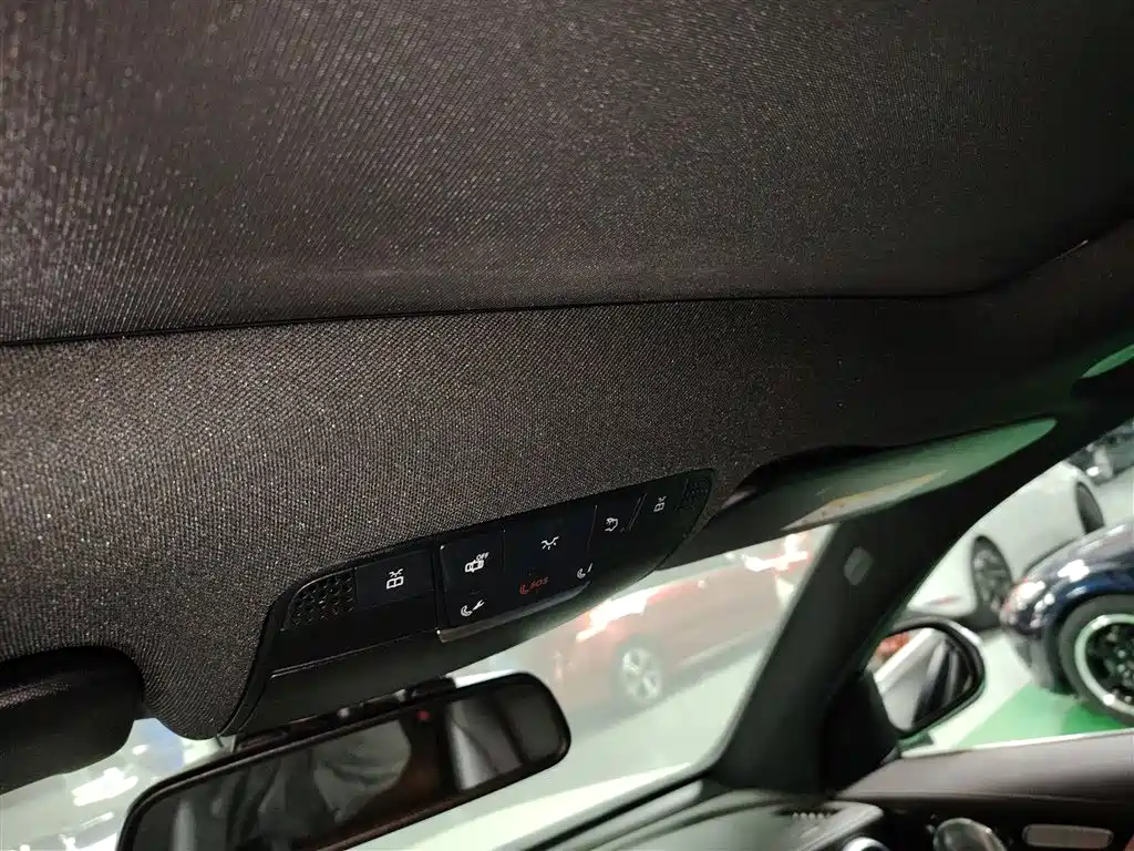 Mercedes-Benz GLC 2018 GLC 260 4MATIC Dynamic фото 18