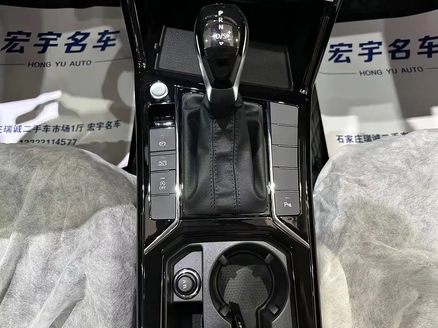 Volkswagen Passat 2026 Outstanding Edition 380TSI Starlight Dragon Soaring Version фото 10
