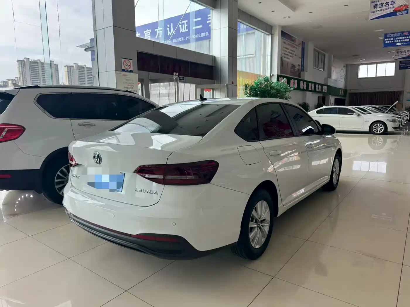 Volkswagen Lavida 2024 Model 1.5L Automatic Delight Edition фото 9