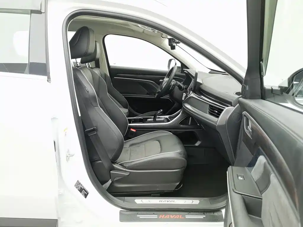 Photo 23 - Haval H6