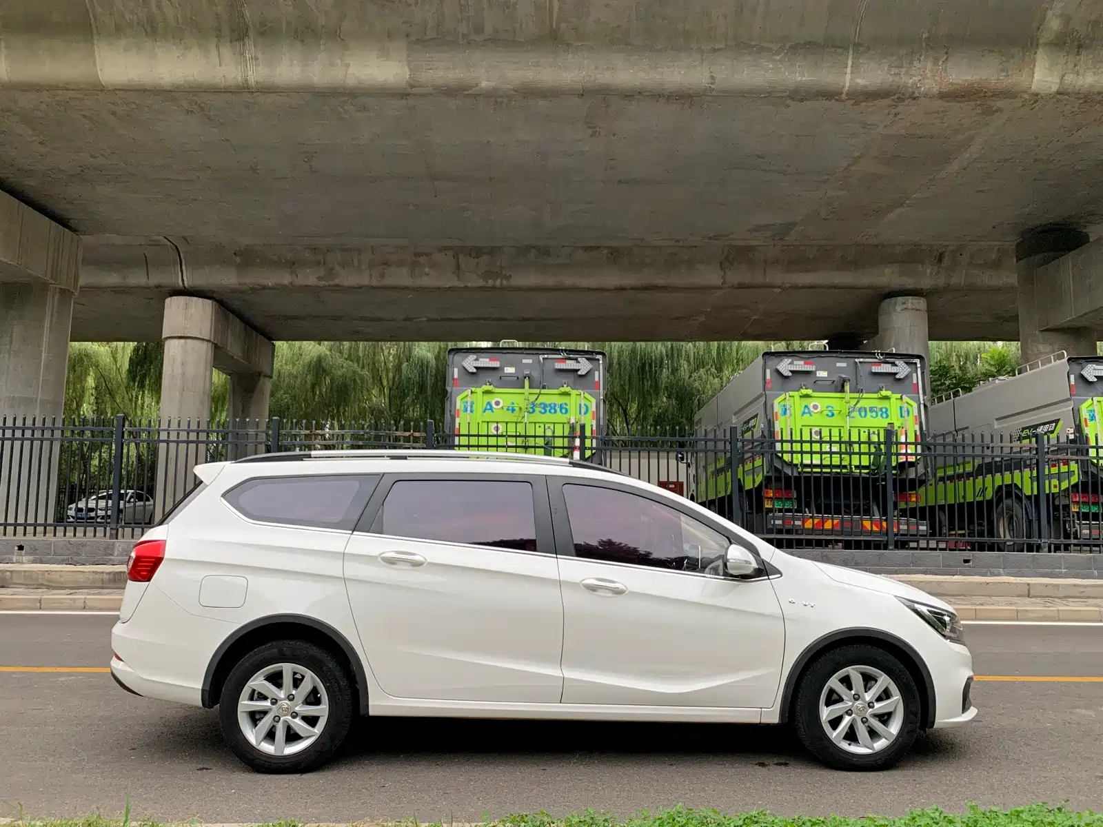 Фото 6 - Baojun 310W