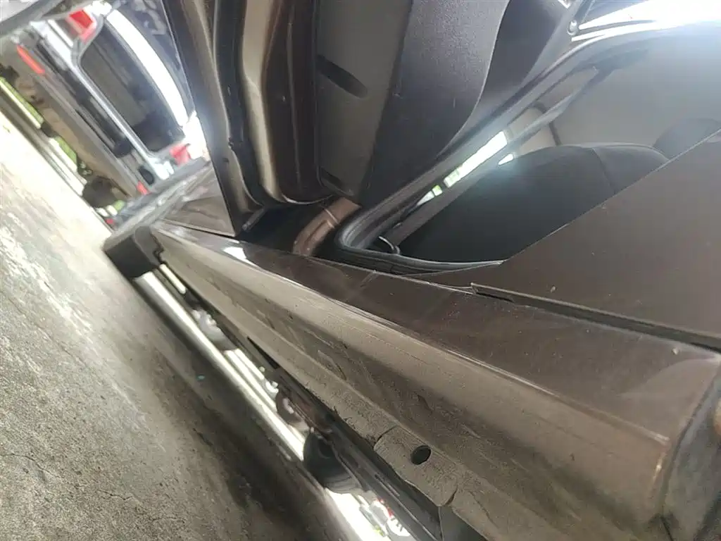 Peugeot 301 2014 1.6L Automatic Comfort Edition фото 22