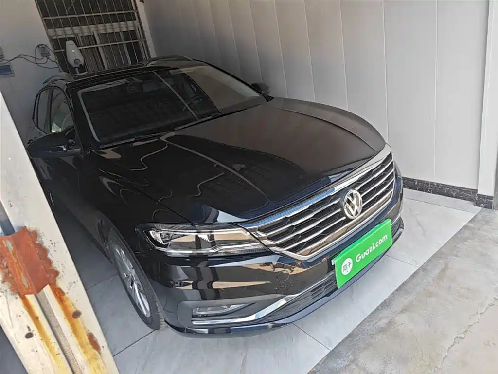 Volkswagen Lavida 2018 Hatchback 200TSI DSG Comfort Edition China V фото 4