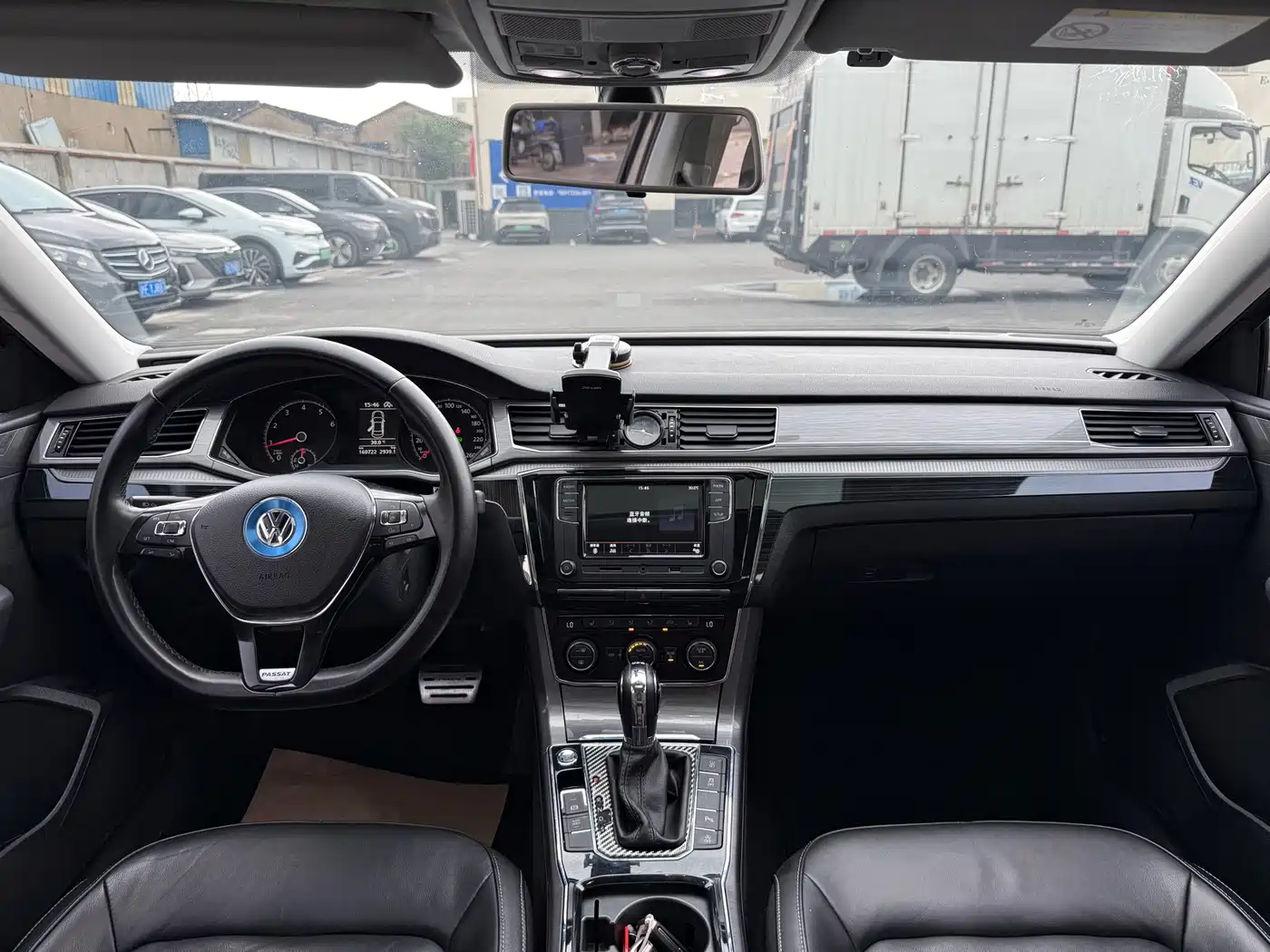 Volkswagen Passat 2017 330TSI DSG Prestige фото 9