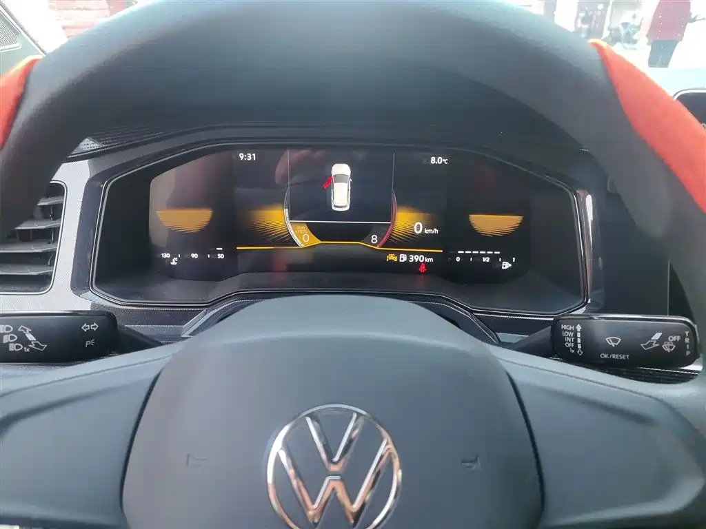 Volkswagen Lavida 2023 XRUI 1.5L Manual New Comfort Edition фото 4