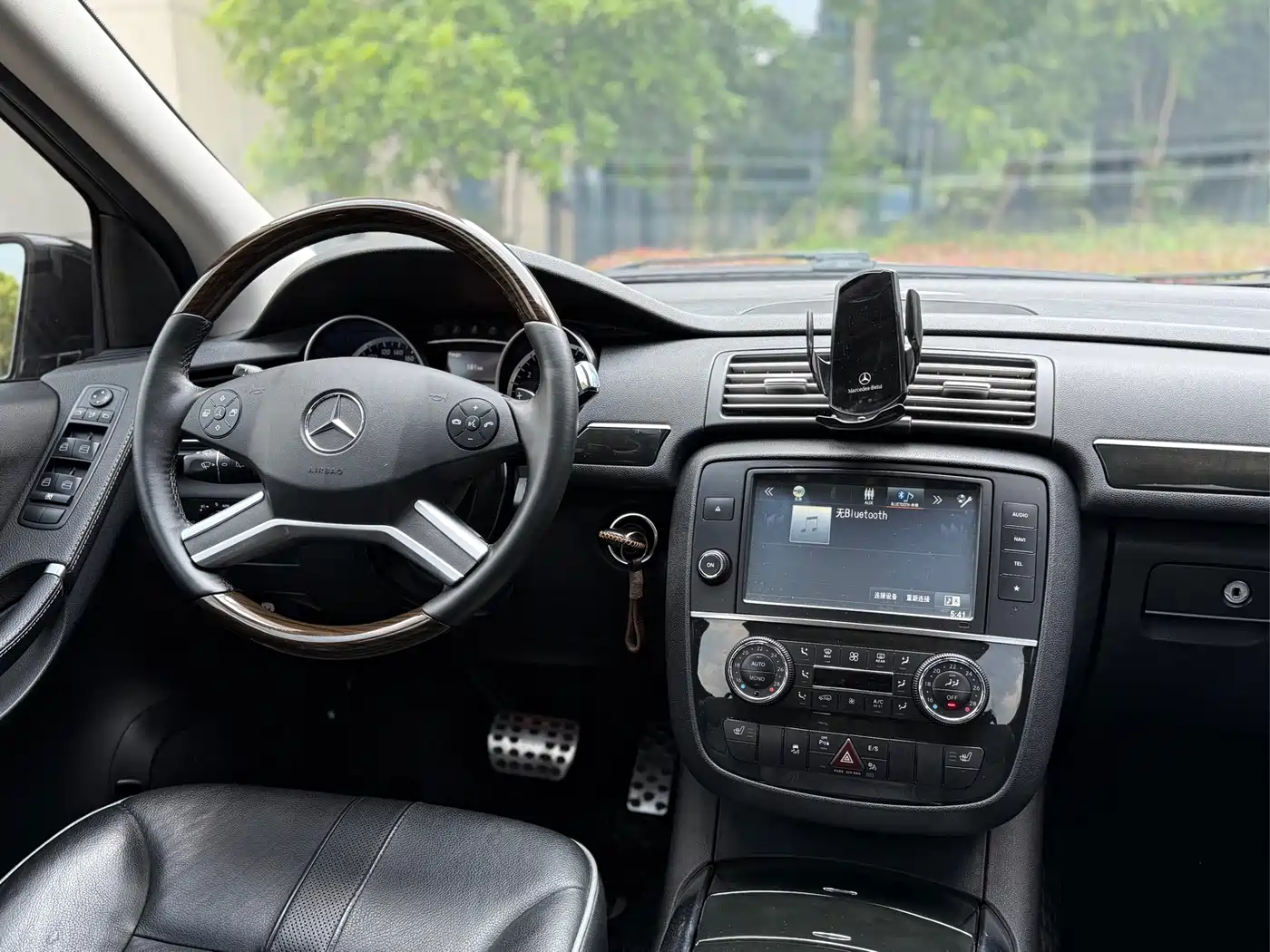 Mercedes-Benz R-Class 2017 R 320 4MATIC Business Collector's Edition фото 12