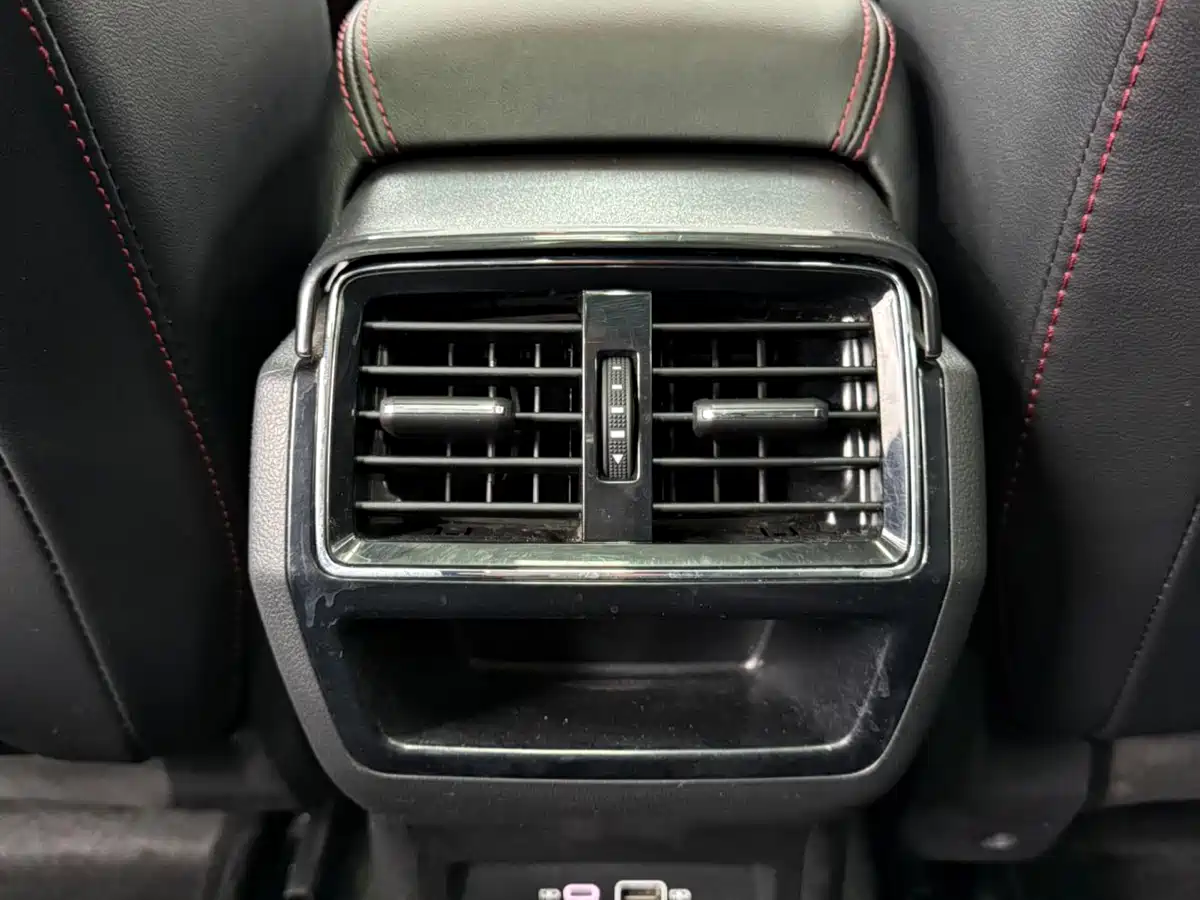 Škoda Karoq 2021 TSI280 Luxury Edition фото 17