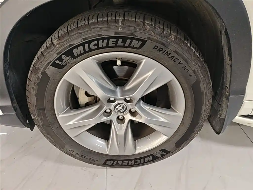 Toyota Highlander 2018 2.0T 4WD Luxury 7-seater China VI фото 23