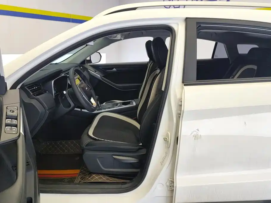 Фото 9 - Ford Territory