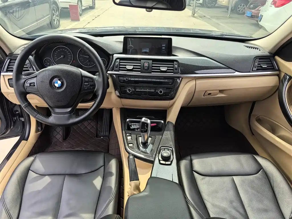 BMW 3 Series 2013 320Li Fashion Model фото 12